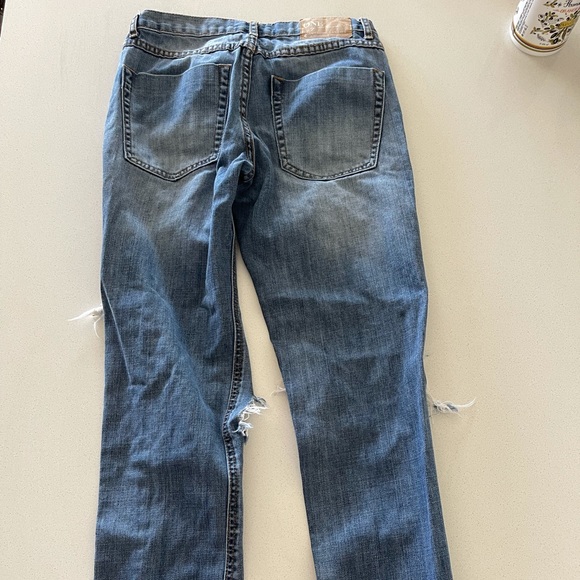 Super distressed boyfriend ONE DENIM jeans - Picture 3 of 5